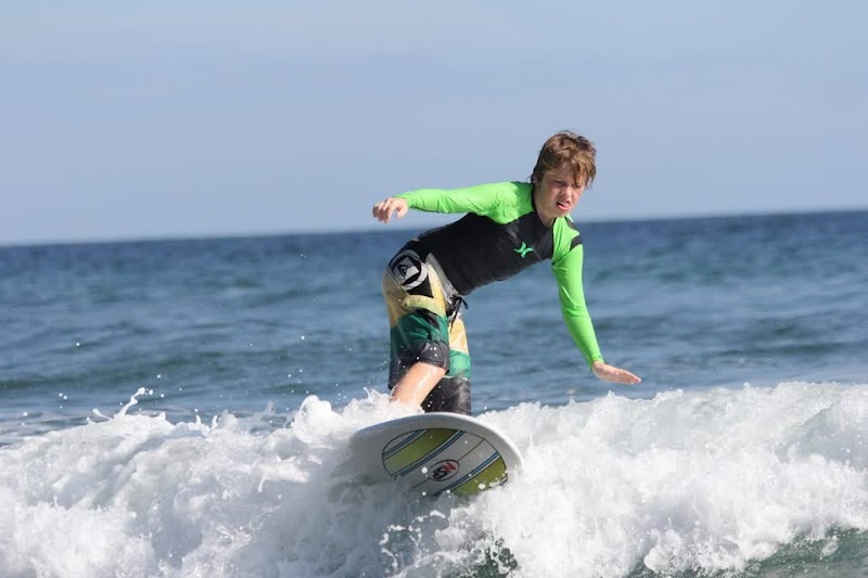 Peaks N Swells Surf Camp
