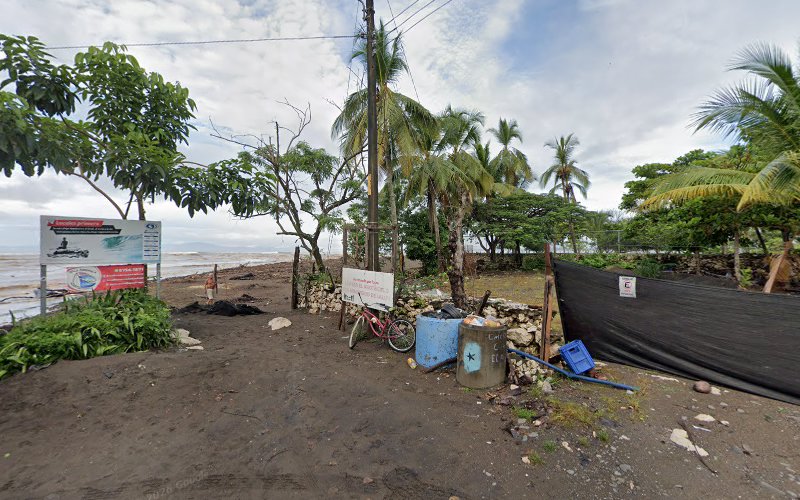 Wipe Out Surf Academy Costa Rica