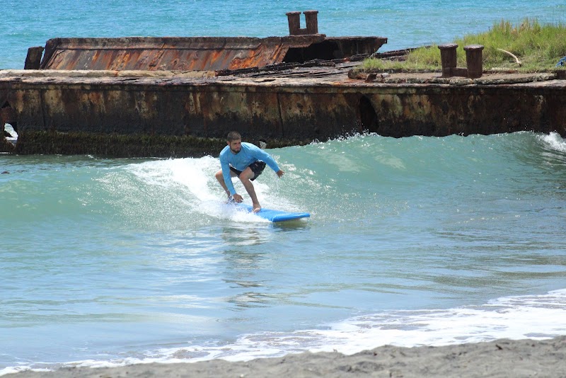 BlackShack SurfSchool.CR