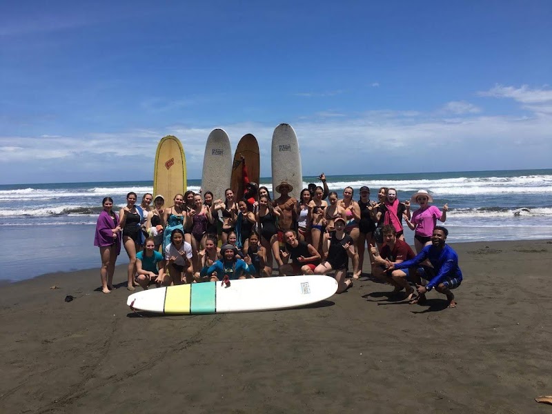 Cahuita Experience Surf School