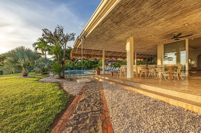 Casa Las Colinas