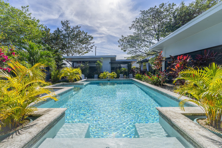 Coconut Life Cabinas
