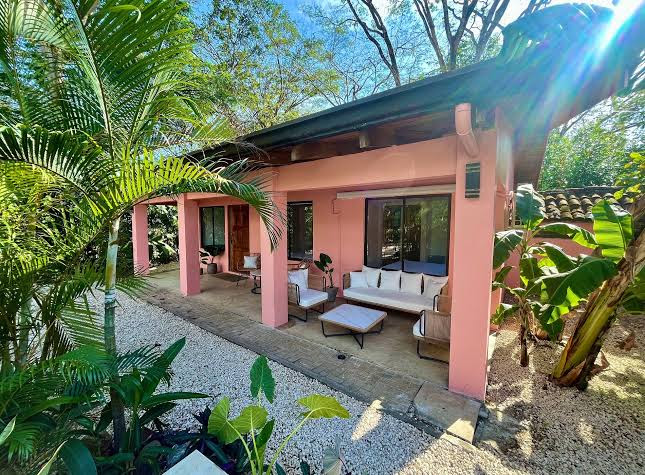 Ohana Jungle Hostel