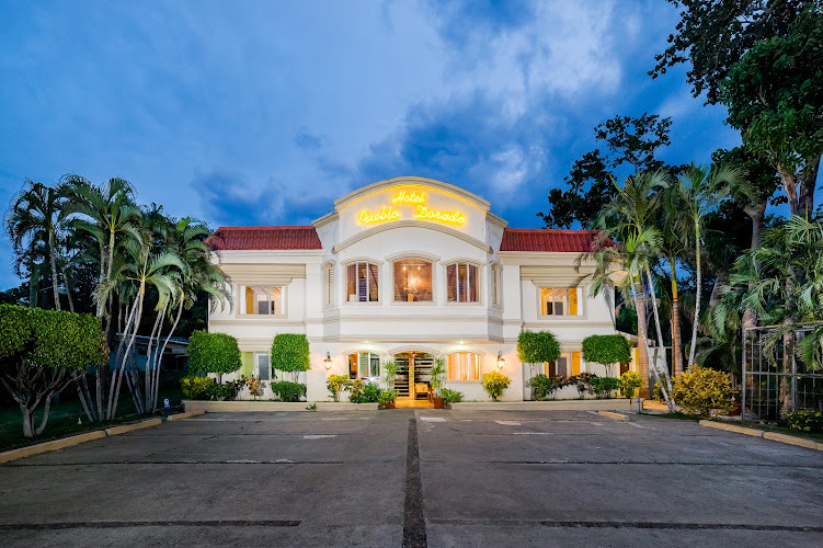 Pueblo Dorado Hotel