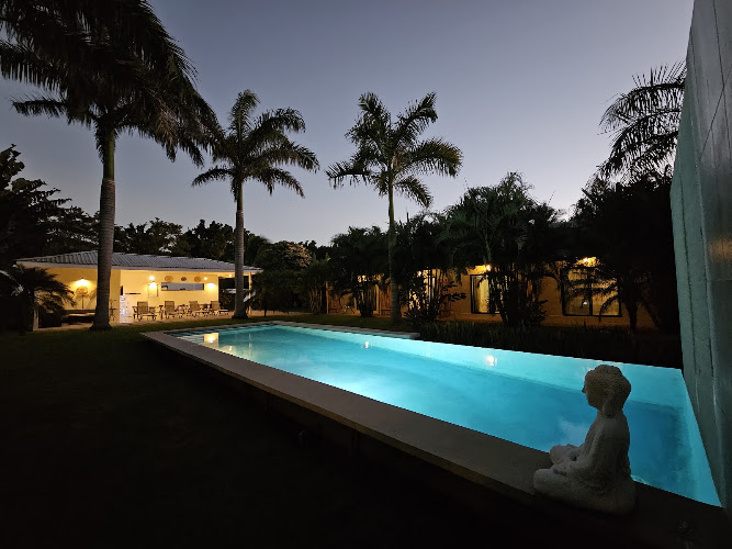 Seahorse Resort and Dive Center