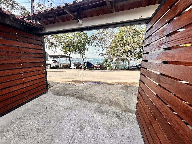 Beachfront Cabinas Palmer Puerto Viejo