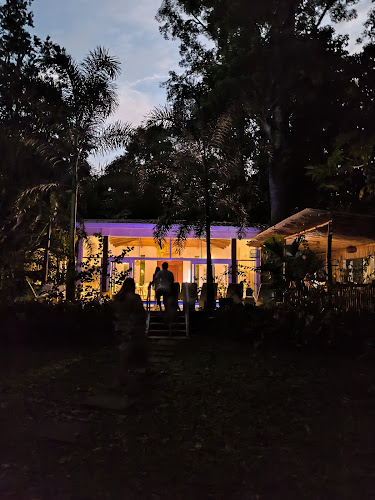 Gigi Brown Villa Frida