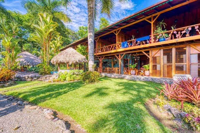Hotel Banana Azul