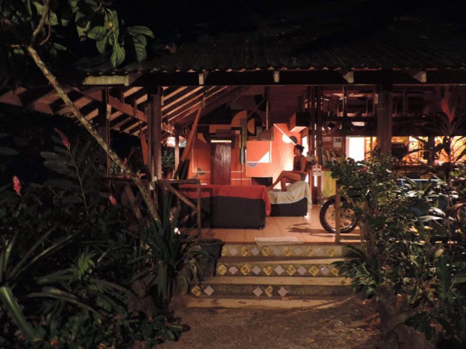 Looney Grapes Hostel