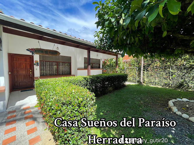 Casa y Villas Sueños del Paraíso