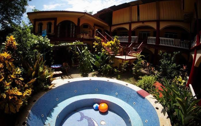 Cool Vibes Hostel