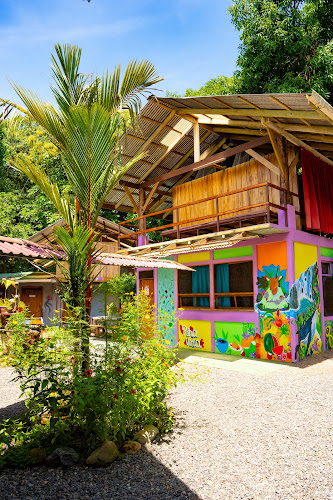 Flutterby House