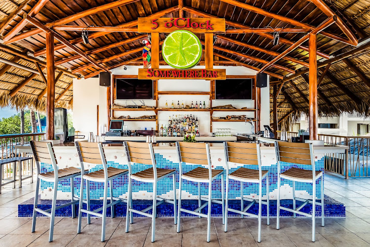 5 o’Clock Somewhere Bar and Grill