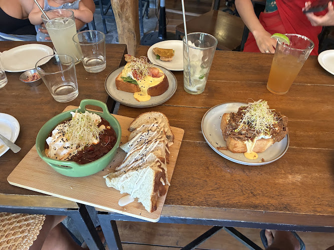 COYOTE Brunch