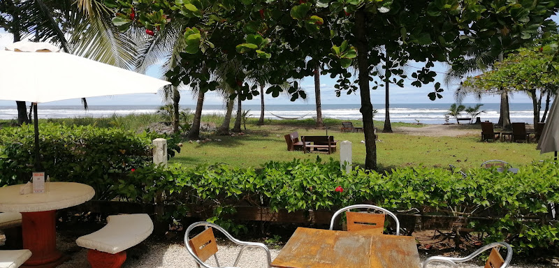 El Barco Restaurante & Bar