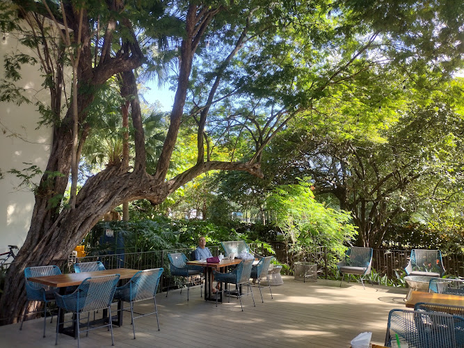 Fabra | Best Café in Coco | Featured on House Hunters Int’l