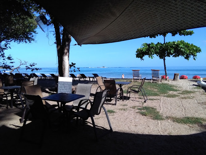 Langosta Beach Club