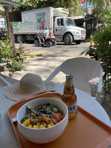 Mahalo Bowls - Playa guiones