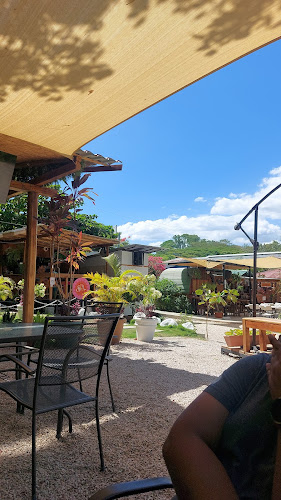 Mercadito Playa Samara