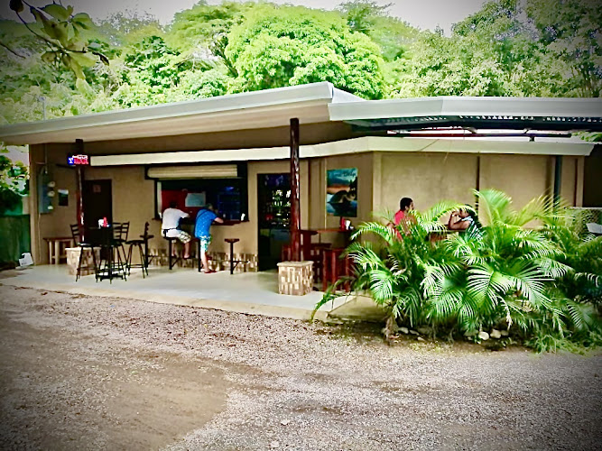 Restaurante y Pizzeria Ostional Beach Lounge