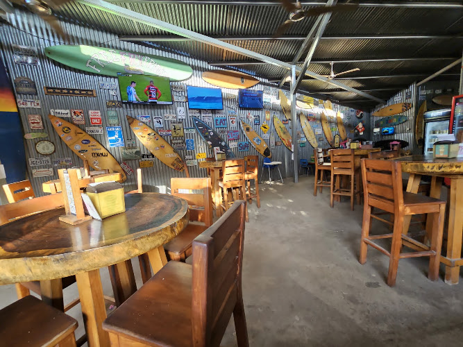 Surf Shack Burgers & Wings