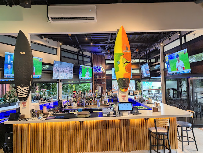 The Wave Sports Bar & Grill