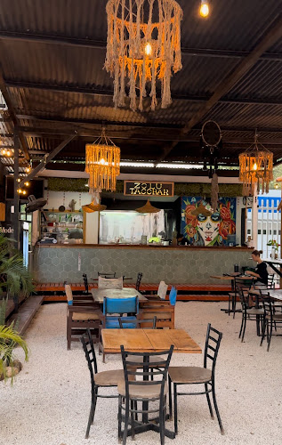 ZOLU TACO BAR Tamarindo