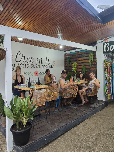 Heladería/ Cafetería Specialty Coffee & Crepería Tentaciones