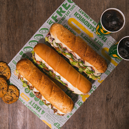 Subway Limón