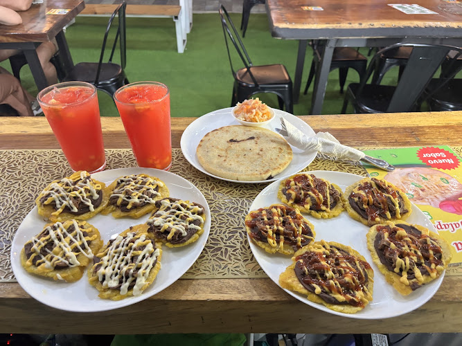Amordiscos - Pupusas Salvadoreñas