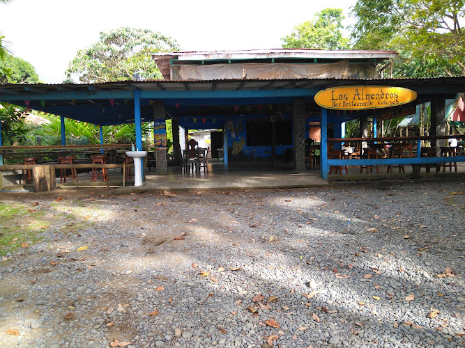 Bar Restaurante Y Cabinas Los Almendros
