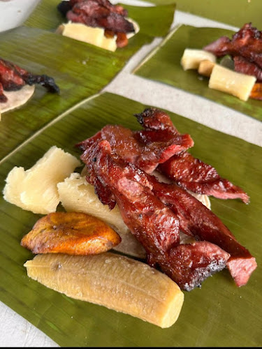 CEVICHERA Y CARNE AL HUMO SOLO BUENO