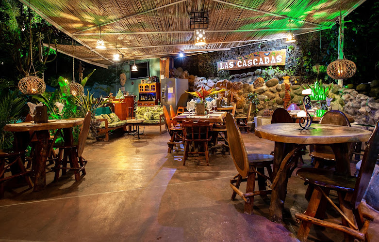 Coconuts Restaurant