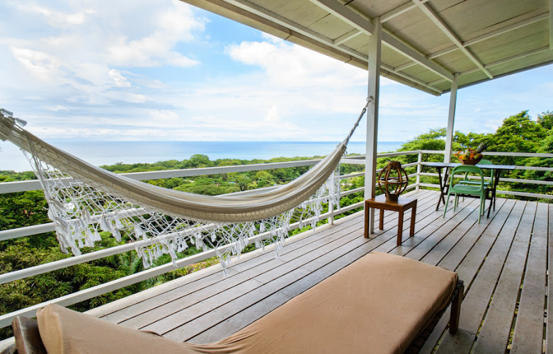 Funky Monkey Surf & Yoga Lodge