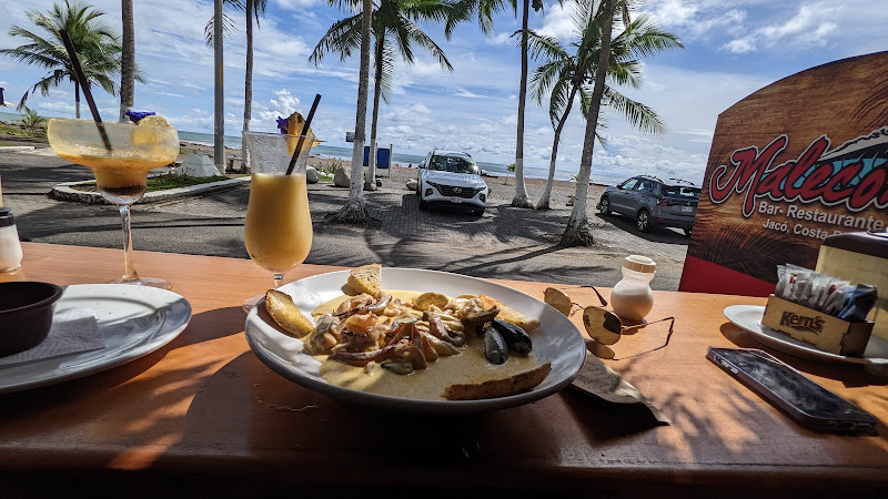 Malecón Bar Restaurante