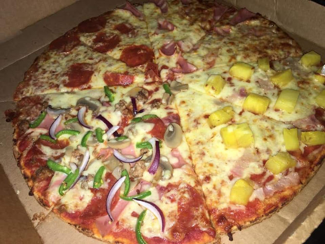 Pizza , Quepos solo express de 11am A 12.pm