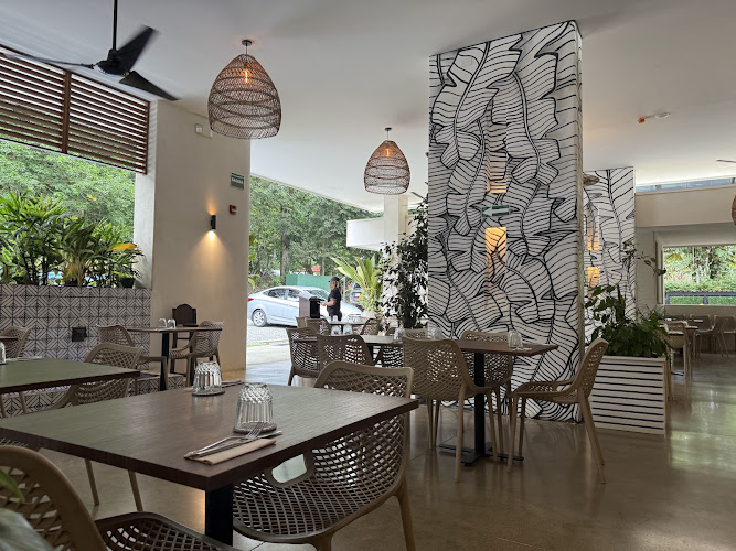 Potz Bistro