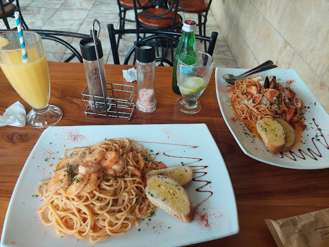 Restorante L'Angolo Gastronomia Italian Deli