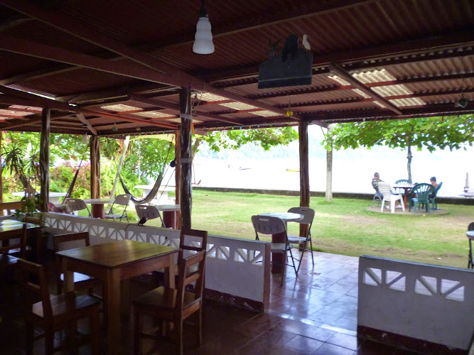 Siete Mares Bar and Restaurante