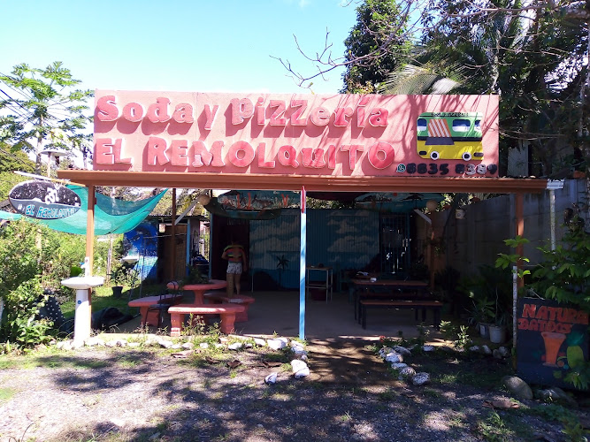 Soda y Pizzería El Remolquito