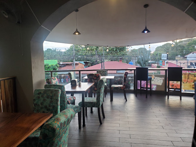 Tawa Indian & Asian Cuisine Jaco
