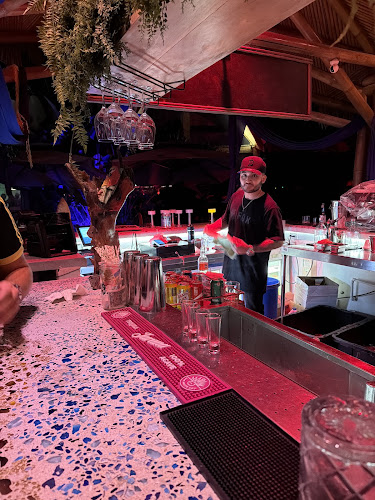 Tikiliano Bar
