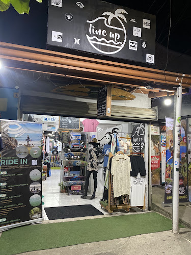 Line Up Beach-Surf-SKate